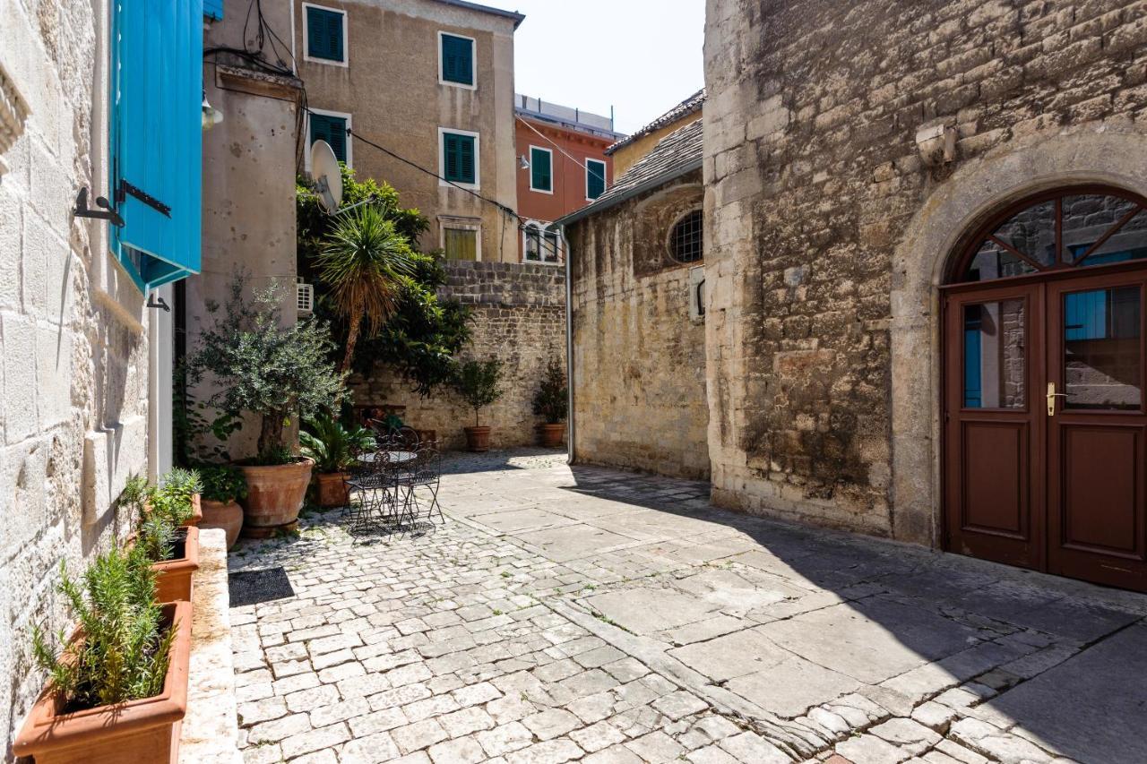 Old Town Luxury House Apartment Split Exterior photo